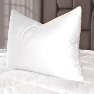 مخدة بوليستر 650 غم